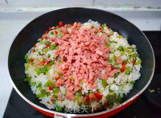 鸡蛋什锦炒饭的做法步骤:15