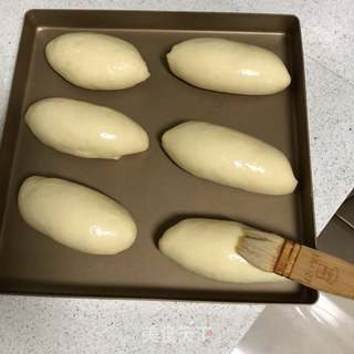 鲜奶油面包的做法步骤:11