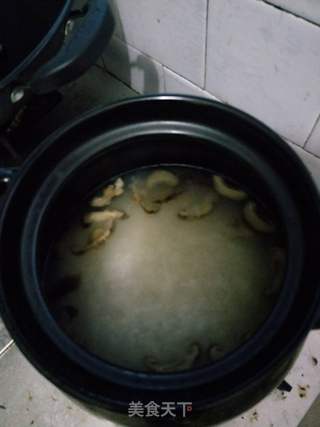 香菇滑鸡粥的做法步骤:4