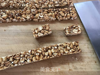 花生酥糖的做法步骤:8
