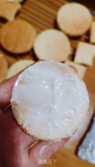 自制零食之椰香肉松小贝的做法步骤:16