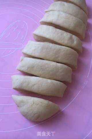 豆沙馅脆皮面包的做法步骤:6