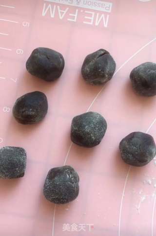 豆沙馅脆皮面包的做法步骤:5