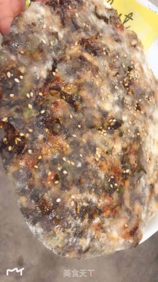 梅菜扣肉饼的做法步骤：6