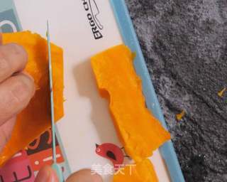 宝宝辅食 香甜美味的南瓜泥的做法步骤:3