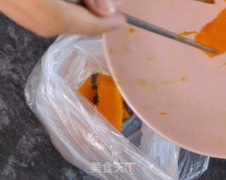 宝宝辅食 香甜美味的南瓜泥的做法步骤:6