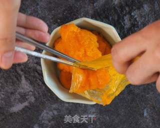 宝宝辅食 香甜美味的南瓜泥的做法步骤:8