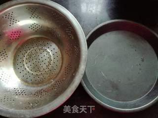 自制绿豆芽的做法步骤:2
