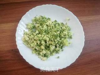 香菇瘦肉炒饭的做法步骤:3