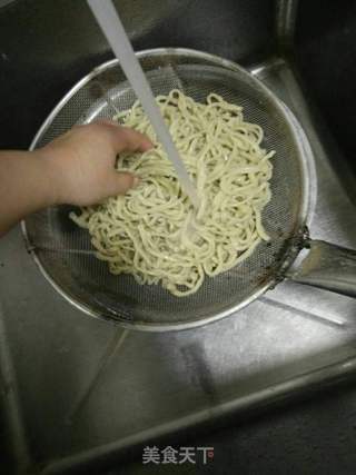 金汤酸菜鱼面的做法步骤:4