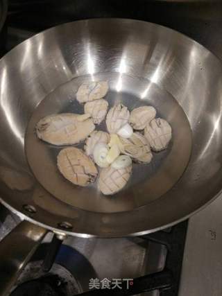 浇汁鲍鱼的做法步骤：6