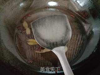泡椒黄骨鱼的做法步骤:7