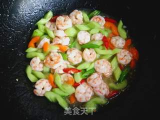 黄瓜虾仁的做法步骤:13
