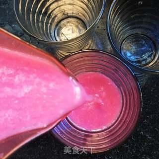 鲜榨石榴汁的做法步骤:6