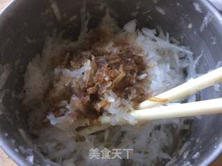 萝卜丝饼的做法步骤：2