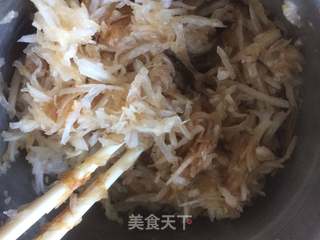 萝卜丝饼的做法步骤：3