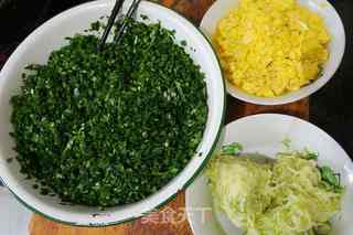 西葫芦韭菜鸡蛋馅水饺的做法步骤:4