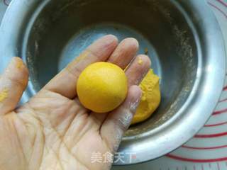 南瓜糯米丸子的做法步骤:5