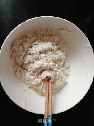鲜肉蒸饺的做法步骤：1