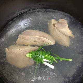 卤猪肝的做法步骤:2