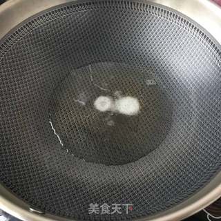 吮指麻辣蟹的做法步骤:6