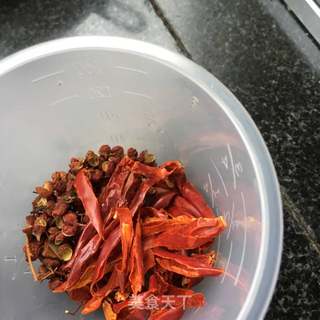 吮指麻辣蟹的做法步骤:7