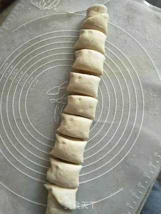 芝麻盐饼的做法步骤:6
