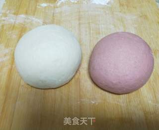 双色花卷的做法步骤：2