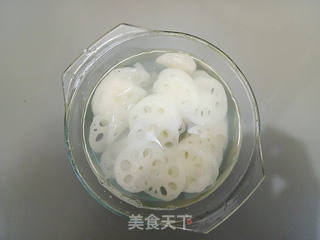 酸甜藕片的做法步骤:3