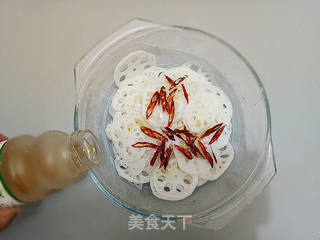 酸甜藕片的做法步骤：7