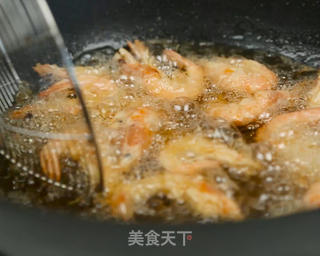 椒盐虾的做法步骤：5