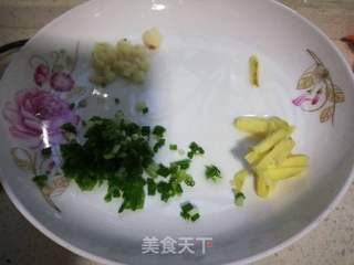 红烧鲫鱼的做法步骤:4