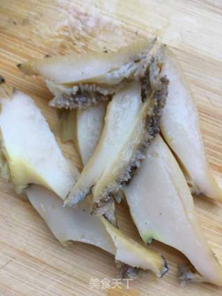 鲍鱼拌油菠菜的做法步骤:2