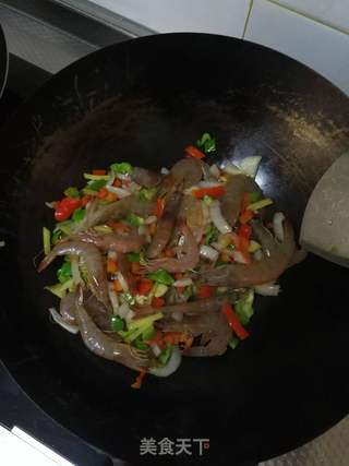 红烧大虾的做法步骤：4