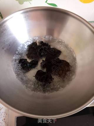 健康蔬菜彩色馒头的做法步骤：1