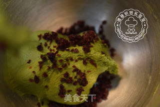 欧式抹茶红豆面包的做法步骤：4