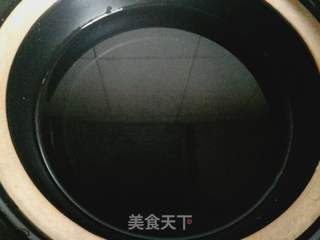 蜜薯红糖小米粥的做法步骤：2