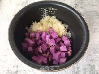 紫山药百合银耳羹的做法步骤:3
