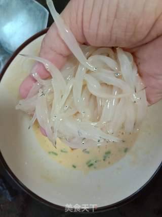 葱花银鱼蛋饼的做法步骤：8