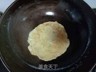葱花银鱼蛋饼的做法步骤：11