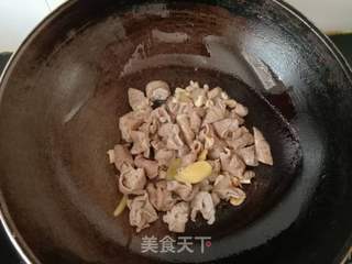 麻辣肥肠的做法步骤:9