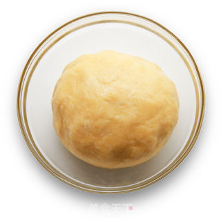 甜蜜南瓜派,金秋暖食的做法步骤:2