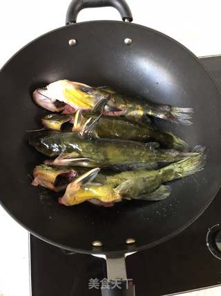 昂刺鱼豆腐汤的做法步骤:3