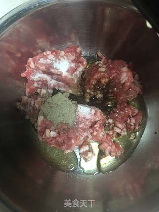 洋葱牛肉馅饼的做法步骤:4