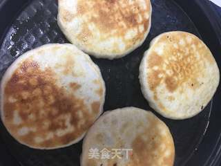 洋葱牛肉馅饼的做法步骤:12