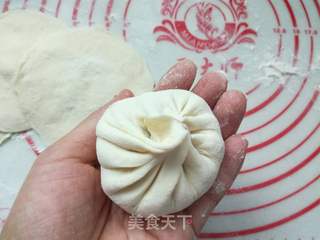 猪油渣萝卜水煎包的做法步骤:17
