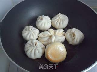 猪油渣萝卜水煎包的做法步骤:20