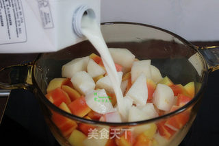 木瓜牛奶炖雪梨的做法步骤:5