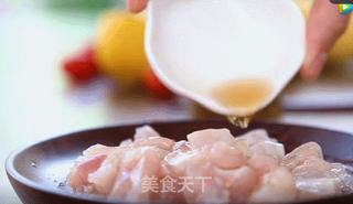 给我一碗藜麦牛油果沙拉,瘦成闪电不是梦的做法步骤:6