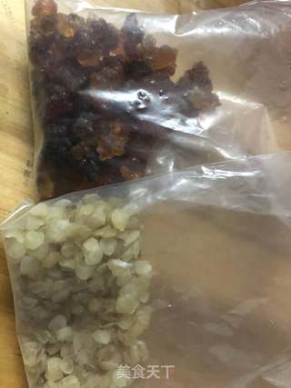 牛奶炖花胶的做法步骤:2